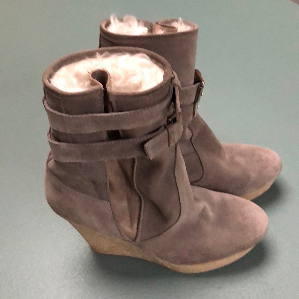 Carin Wester suede booties